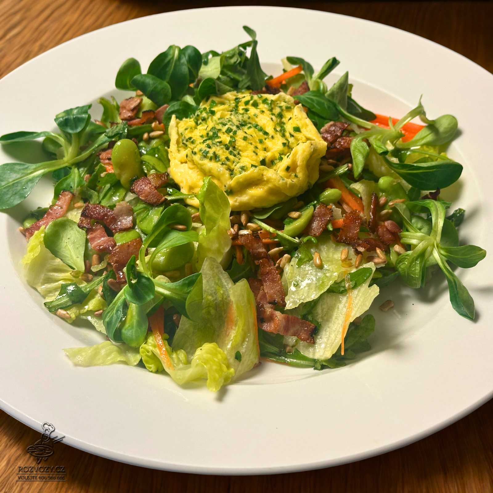 Salát s fava fazole