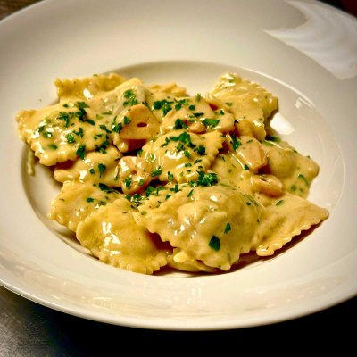 DOMÁCÍ HOUBOVÉ RAVIOLI VEGE